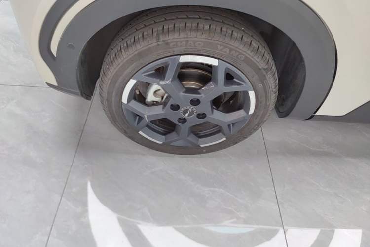 Used BYD Seagull 2025 Smart Drive Version 305 km Freedom Edition Right Rear Wheel Hub