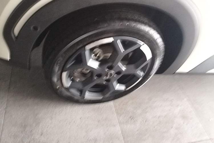 Used BYD Seagull 2025 Smart Drive Version 305 km Freedom Edition Right Rear Wheel Hub
