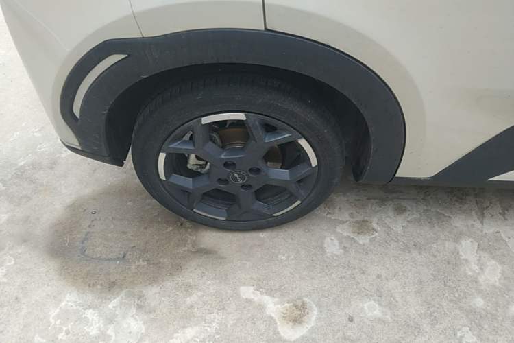 Used BYD Seagull 2025 305 km Free Version Right Rear Wheel Hub