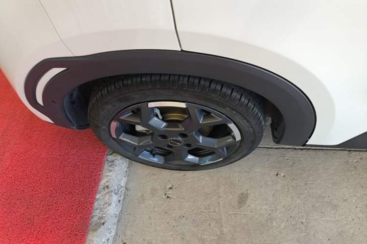 Used BYD Seagull 2025 Smart Drive Version 305 km Freedom Edition Right Rear Wheel Hub
