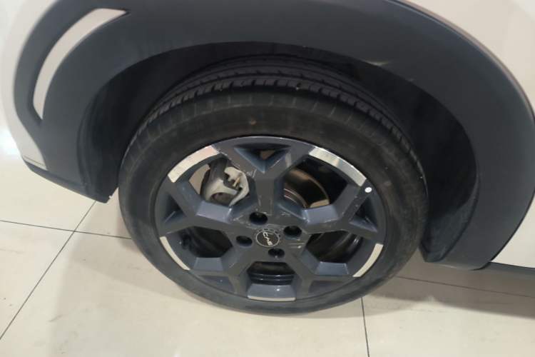 Used BYD Seagull 2025 305 km Free Version Right Rear Wheel Hub