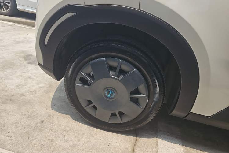 Used BYD Seagull 2025 Intelligent Driving Version 305 km Dynamic Edition Right Rear Wheel Hub