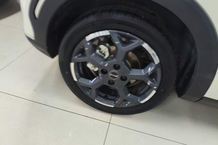 Used BYD Seagull 2025 405 km Flying Edition Right Rear Wheel Hub