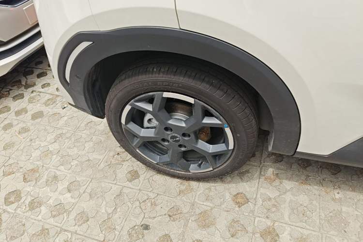 Used BYD Seagull 2025 Smart Drive Version 305 km Freedom Edition Right Rear Wheel Hub