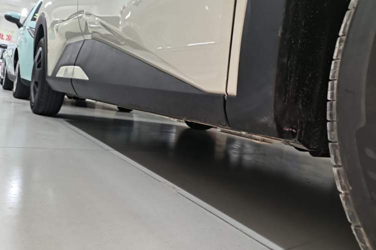 Used BYD Seagull 2025 305km Active Version Right Side Sill