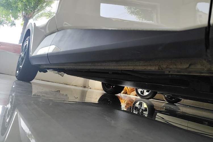 Used BYD Seagull 2025 Smart Drive Version 305 km Freedom Edition Right Side Sill