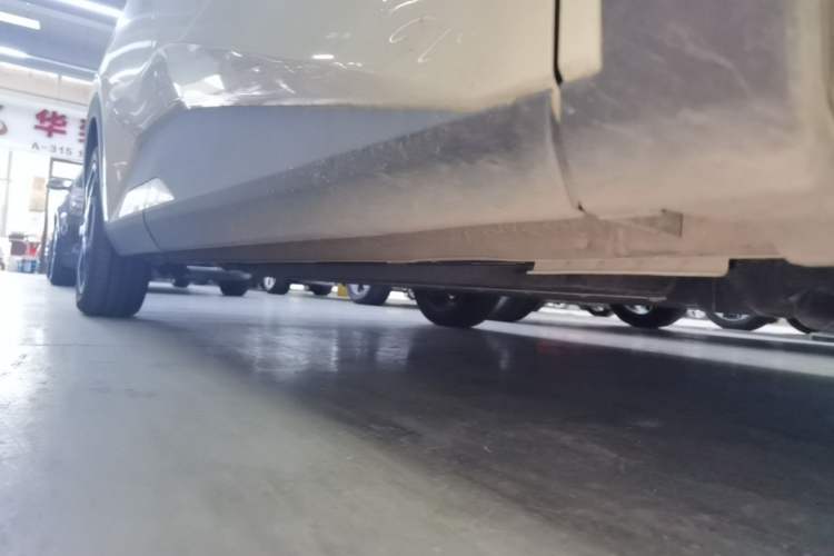 Used BYD Seagull 2025 305 km Free Version Right Side Sill