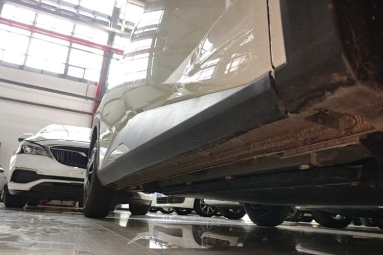 Used BYD Seagull 2025 305km Active Version Right Side Sill