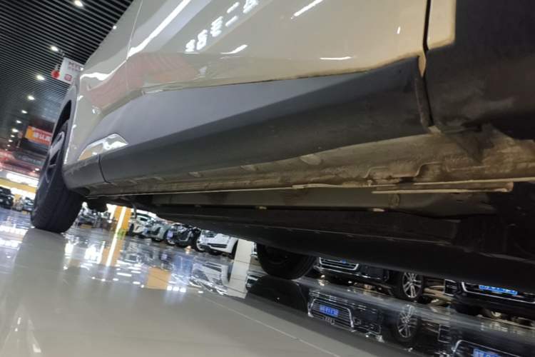 Used BYD Seagull 2025 305km Active Version Right Side Sill