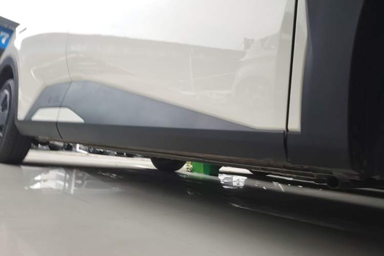 Used BYD Seagull 2025 305km Active Version Right Side Sill