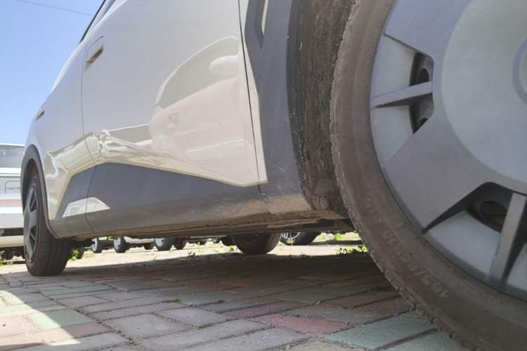 Used BYD Seagull 2025 305km Active Version Right Side Sill
