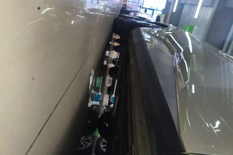 Used BYD Seagull 2025 305 km Free Version Right Side Sill