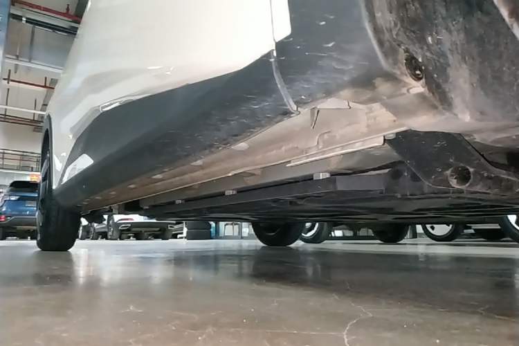 Used BYD Seagull 2025 305km Active Version Right Side Sill