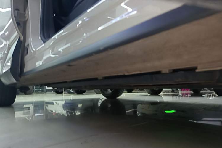 Used BYD Seagull 2025 305 km Free Version Right Side Sill