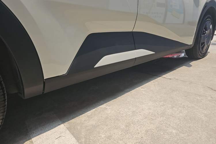 Used BYD Seagull 2025 Intelligent Driving Version 305 km Dynamic Edition Right Side Sill