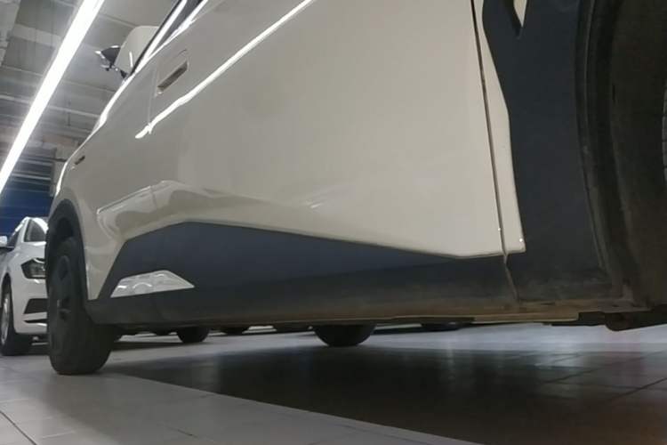 Used BYD Seagull 2025 305km Active Version Right Side Sill