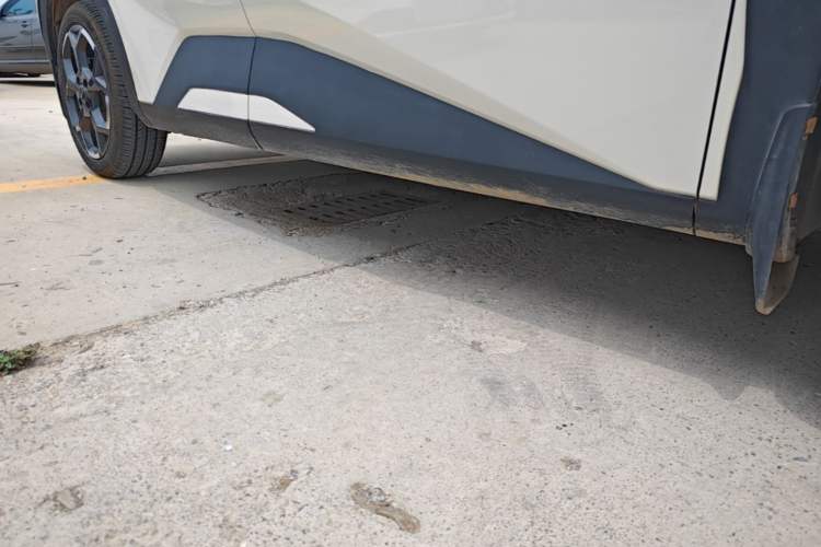 Used BYD Seagull 2025 305 km Free Version Right Side Sill