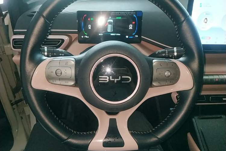 Used BYD Seagull 2025 405 km Flying Edition Steering Wheel