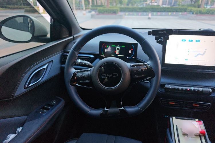 Used BYD Seagull 2025 405 km Flying Edition Steering Wheel