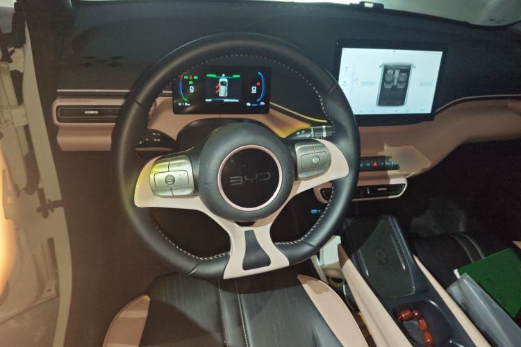 Used BYD Seagull 2025 405 km Flying Edition Steering Wheel