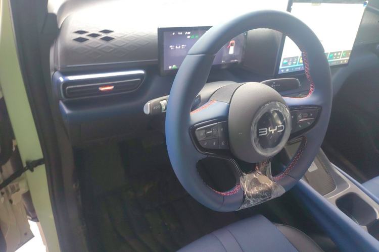 Used BYD Seagull 2025 Smart Drive Version 305 km Freedom Edition Steering Wheel
