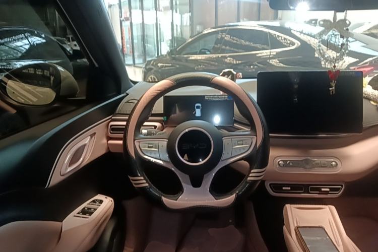 Used BYD Seagull 2025 Smart Drive Version 305 km Freedom Edition Steering Wheel