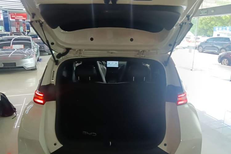 Used BYD Seagull 2025 305km Active Version Trunk