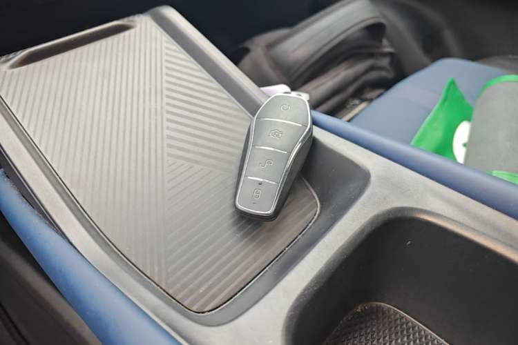 Used BYD Seagull 2025 Intelligent Driving Version 305 km Dynamic Edition Vehicle Key