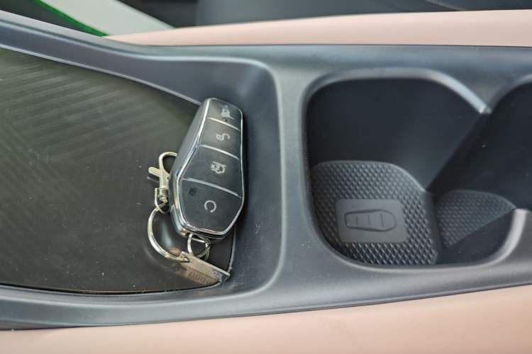 Used BYD Seagull 2025 Intelligent Driving Version 305 km Dynamic Edition Vehicle Key