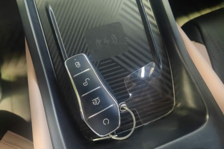 Used BYD Seagull 2025 Smart Drive Version 305 km Freedom Edition Vehicle Key