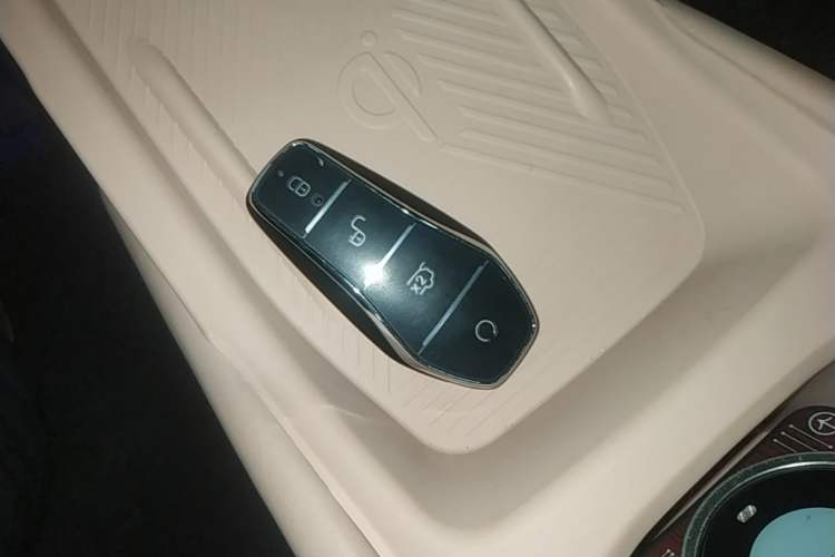 Used BYD Seagull 2025 Smart Drive Version 305 km Freedom Edition Vehicle Key