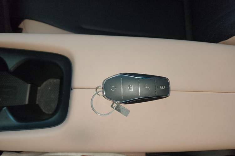 Used BYD Seagull 2025 Intelligent Driving Version 305 km Dynamic Edition Vehicle Key
