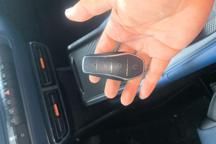 Used BYD Seagull 2025 305km Active Version Vehicle Key