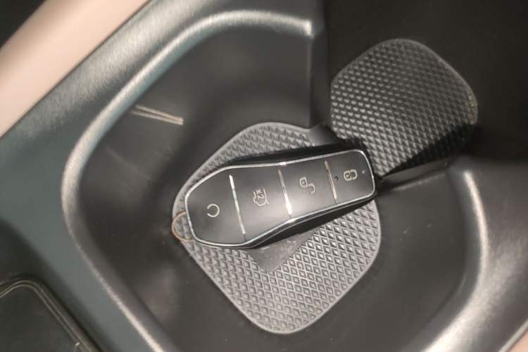 Used BYD Seagull 2025 Smart Drive Version 305 km Freedom Edition Vehicle Key