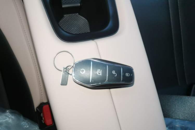 Used BYD Seagull 2025 Intelligent Driving Version 305 km Dynamic Edition Vehicle Key