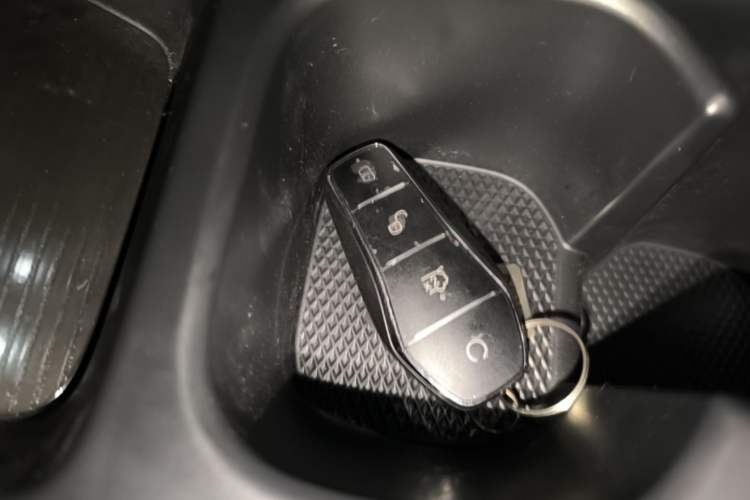 Used BYD Seagull 2025 Smart Drive Version 305 km Freedom Edition Vehicle Key