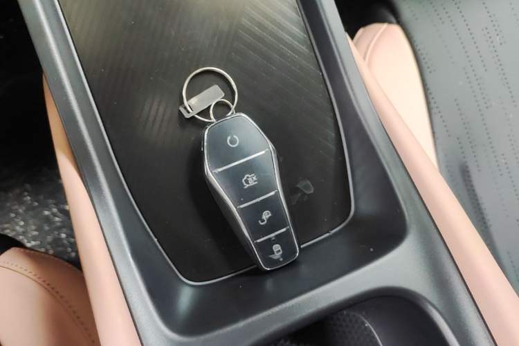 Used BYD Seagull 2025 Intelligent Driving Version 305 km Dynamic Edition Vehicle Key