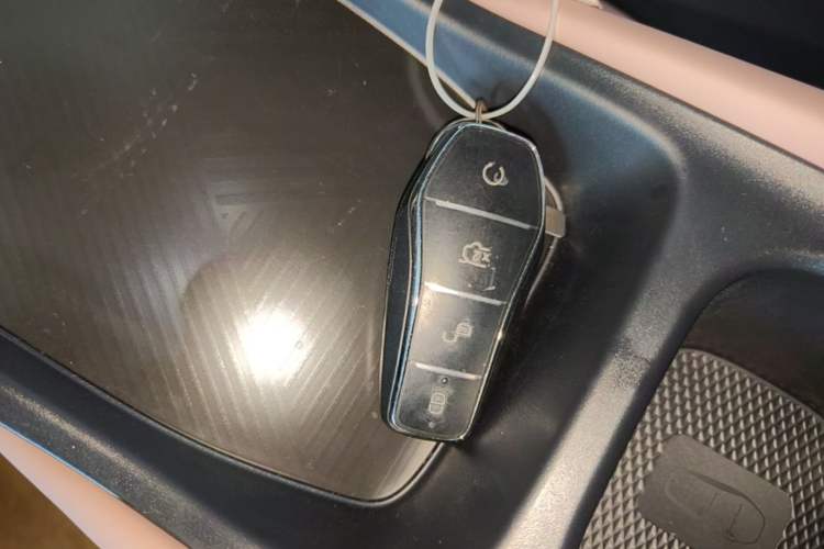 Used BYD Seagull 2025 Intelligent Driving Version 305 km Dynamic Edition Vehicle Key