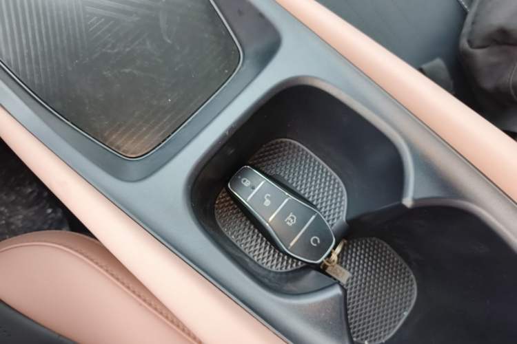Used BYD Seagull 2025 Intelligent Driving Version 305 km Dynamic Edition Vehicle Key