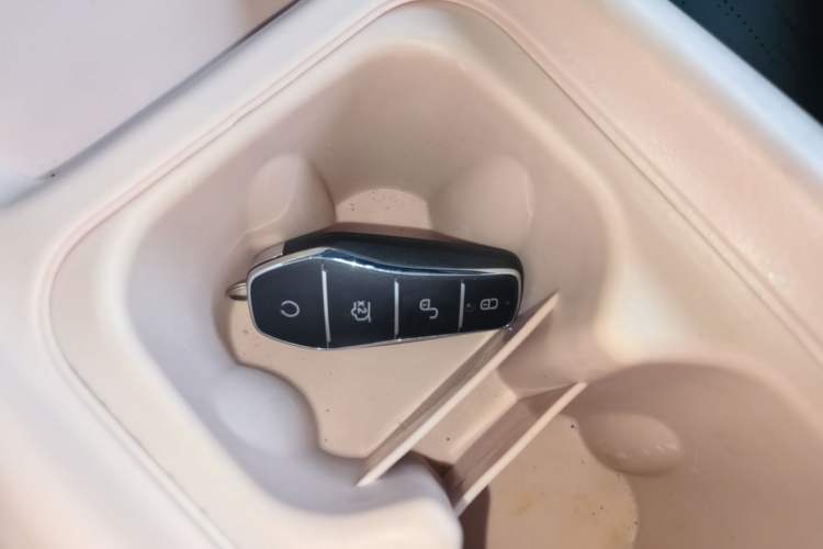 Used BYD Seagull 2025 305km Active Version Vehicle Key