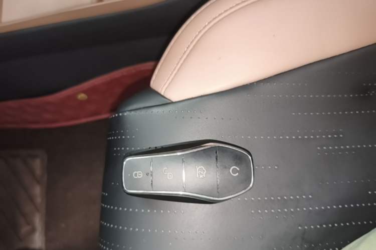 Used BYD Seagull 2025 305km Active Version Vehicle Key