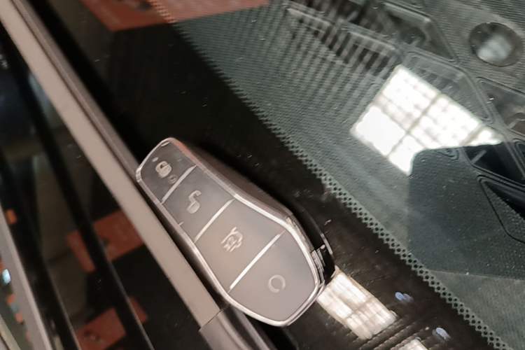 Used BYD Seagull 2025 305km Active Version Vehicle Key