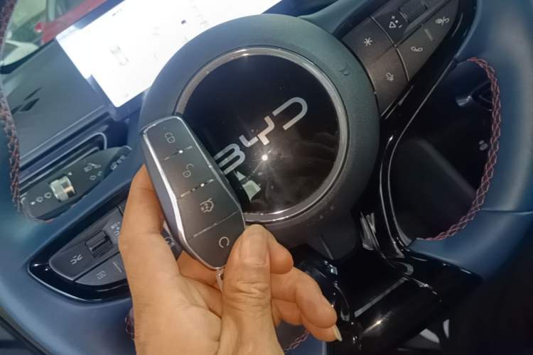 Used BYD Seagull 2025 Smart Drive Version 305 km Freedom Edition Vehicle Key