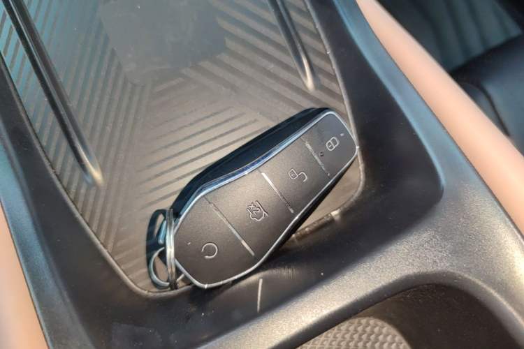 Used BYD Seagull 2025 Smart Drive Version 305 km Freedom Edition Vehicle Key