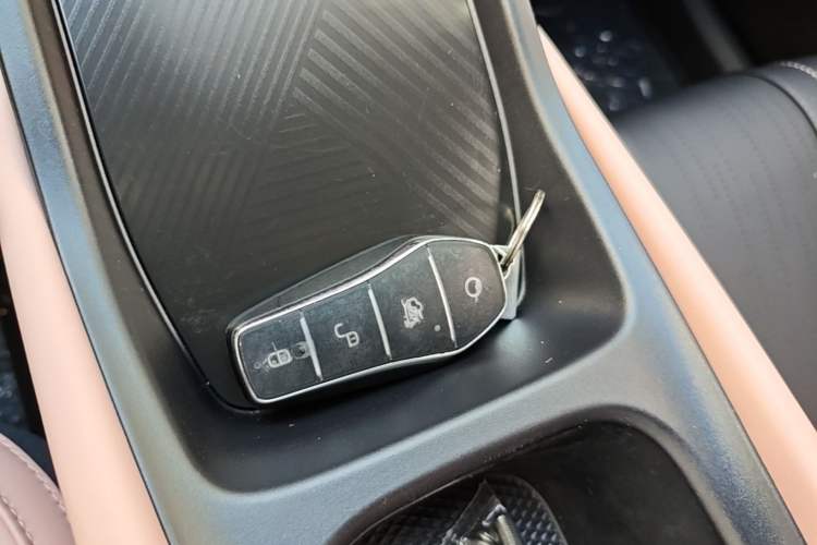Used BYD Seagull 2025 Intelligent Driving Version 305 km Dynamic Edition Vehicle Key