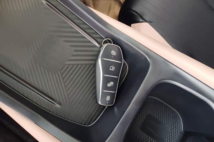 Used BYD Seagull 2025 Smart Drive Version 305 km Freedom Edition Vehicle Key