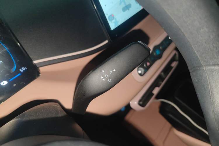 Used BYD Seagull 2025 Intelligent Driving Version 305 km Dynamic Edition Gear Lever