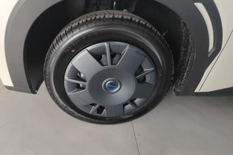 Used BYD Seagull 2025 305km Active Version Left Front Wheel Hub