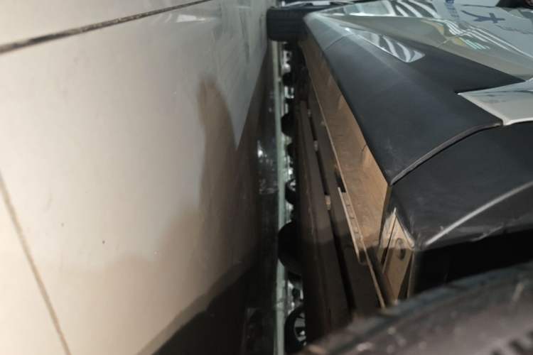 Used BYD Seagull 2025 305km Active Version Left Side Sill