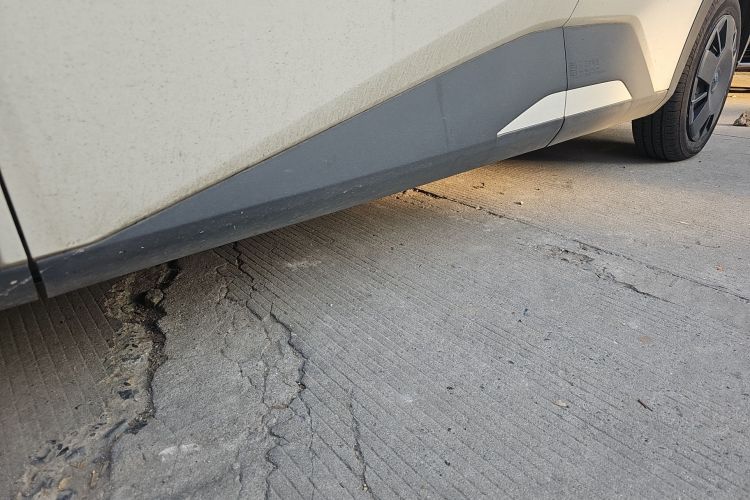 Used BYD Seagull 2025 305km Active Version Left Side Sill